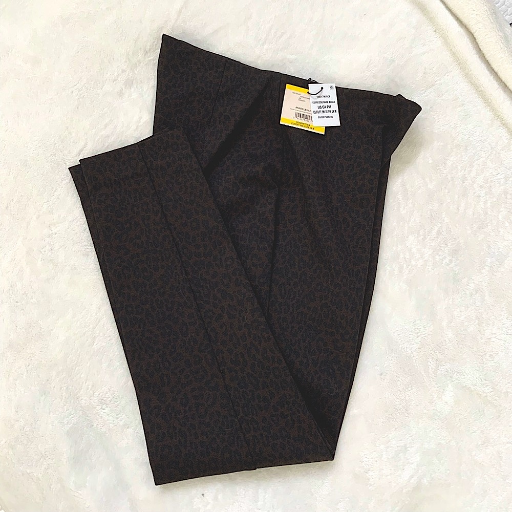 Anne Klein Petite Leopard Skinny Pants